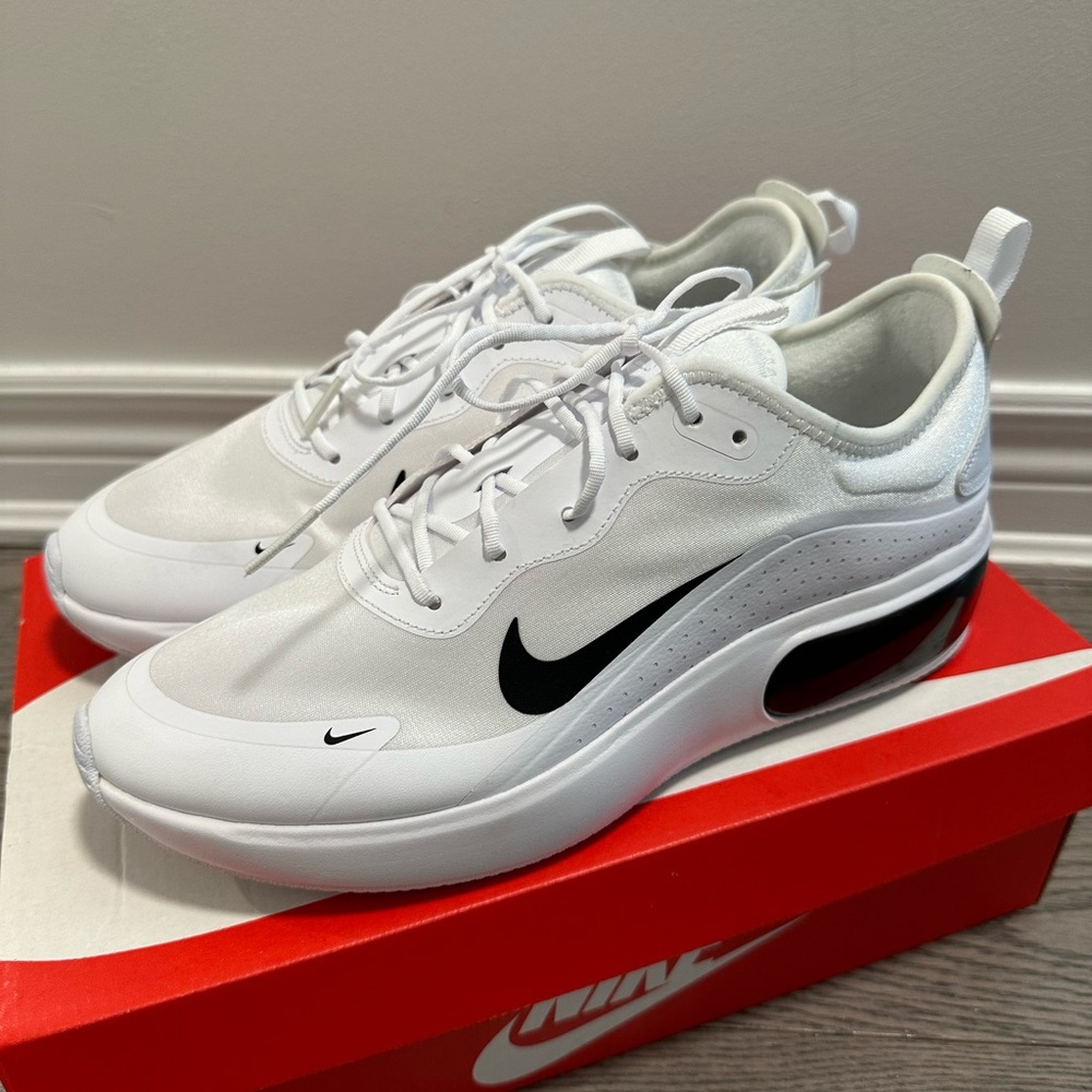 NIKE AIR MAX DIA